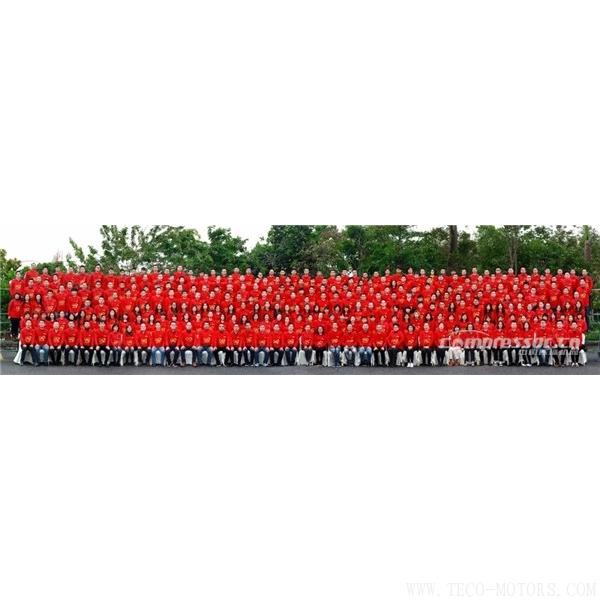 【壓縮機(jī)】葆德控股2018新品發(fā)布會(huì)暨表彰大會(huì)隆重舉行 行業(yè)資訊 第8張 【壓縮機(jī)】葆德控股2018新品發(fā)布會(huì)暨表彰大會(huì)隆重舉行 - TECO東元電機(jī) | 變頻器·伺服電機(jī)·減速機(jī)·電機(jī)解決方案