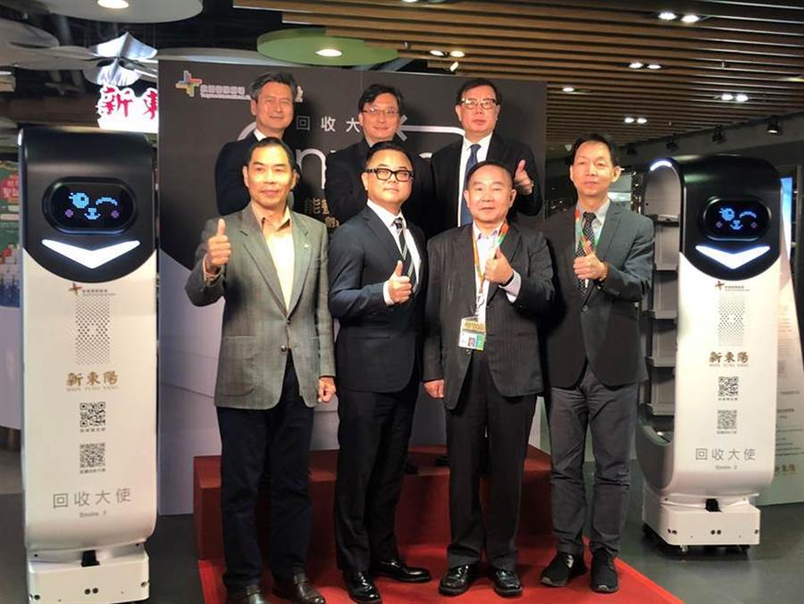 東元、新東陽開發(fā)智能餐盤 回收機器人今上工